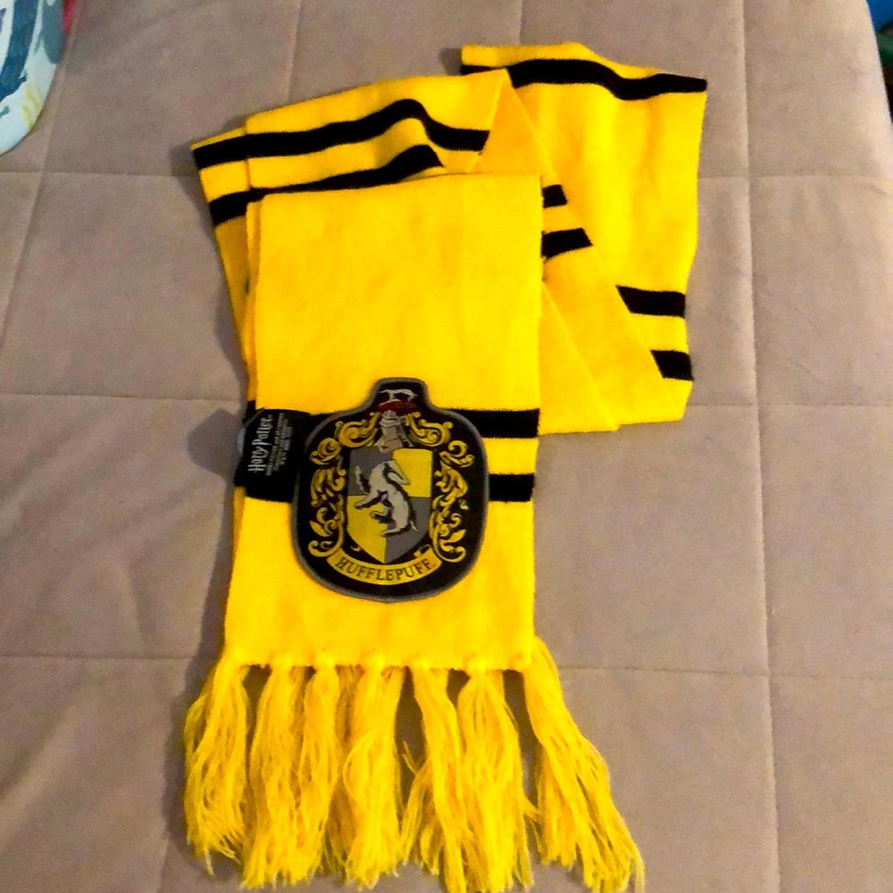 Hufflepuff Harry Potter Scarf